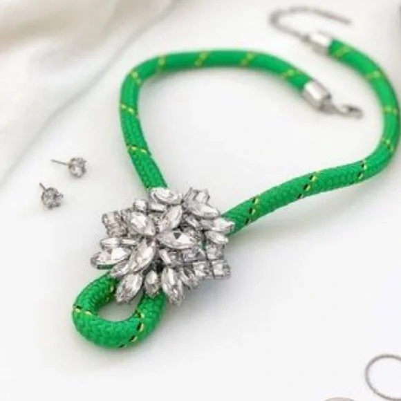 Stella & Dot | VividGreen Crystal LTD Edition ‘Know the Ropes’ Jeweled N… - Picture 6 of 8